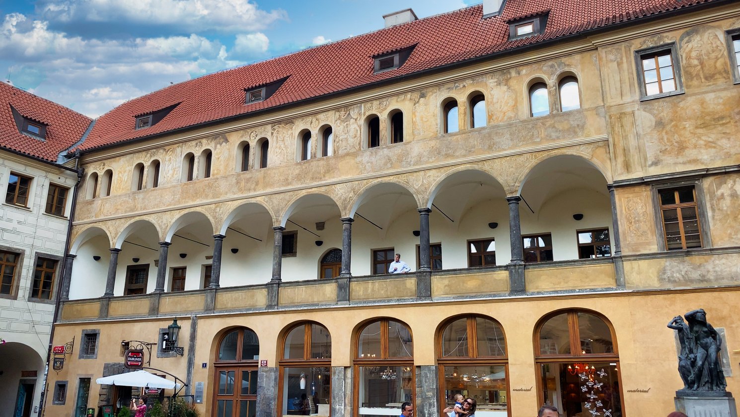 Bild Granovsky Palais im Teynhof