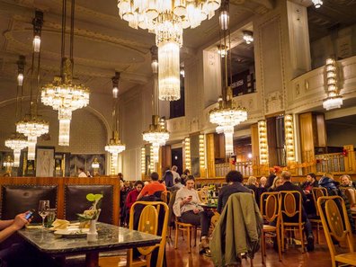 Bild von Kavarna Obecni Dum von innen