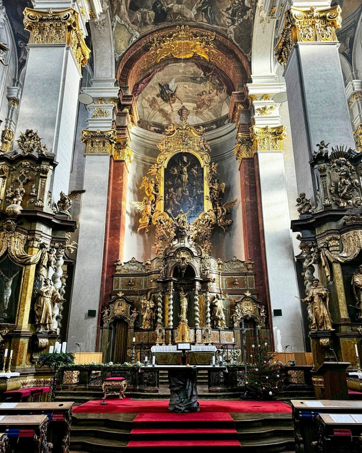 St-Agidiuskirche innen