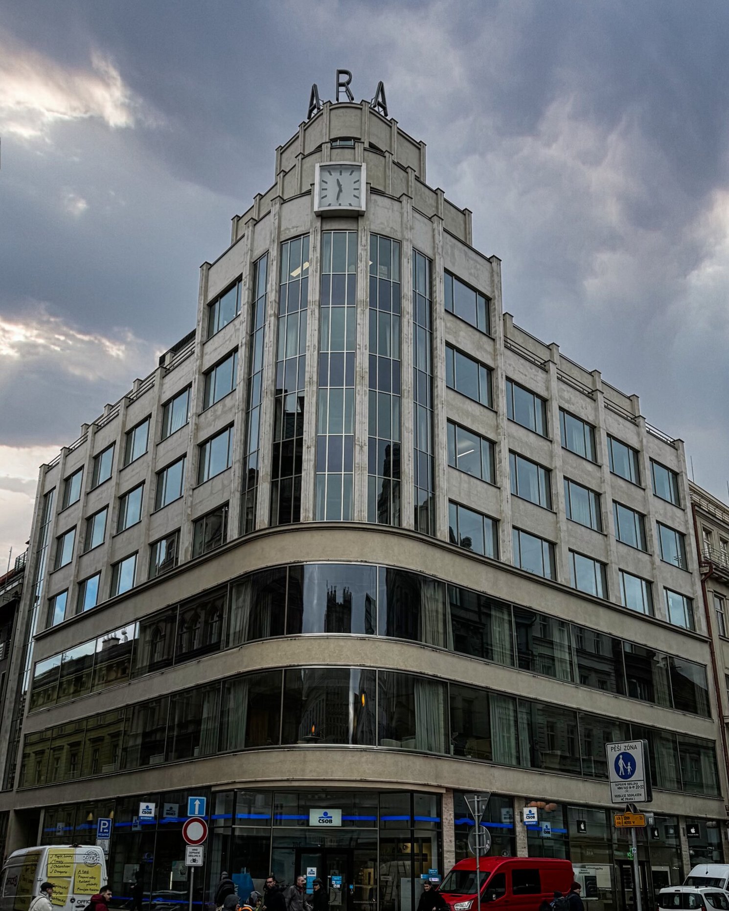 Der ARA-Palast in Prag