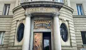 Eingang des Goethe-Instuts in Prag Bild vom Eingang des Goethe-Instuts in Prag