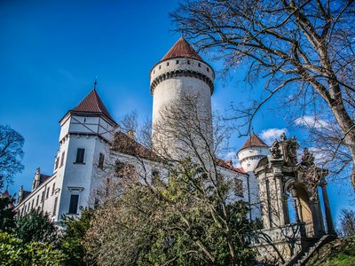 Schloss Konopiště von unten