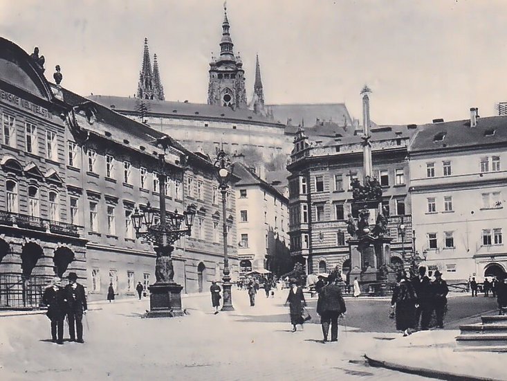 Der Kleinseitner Platz in einer historischen Aufnahme