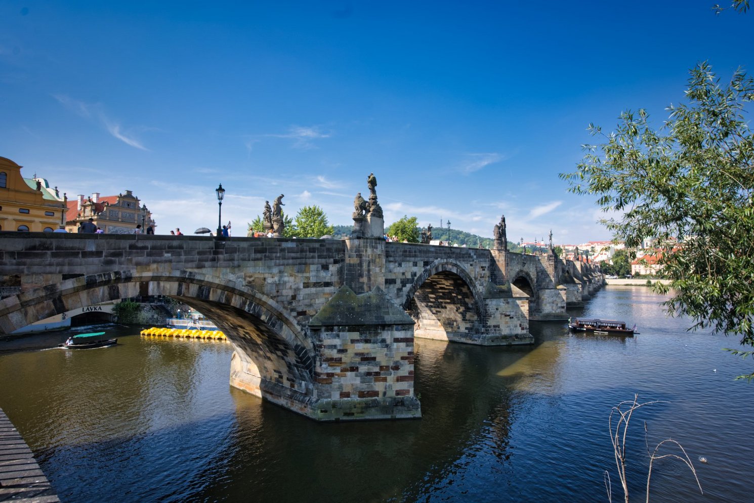 Bild Seitenansicht Karlsbrücke Prag