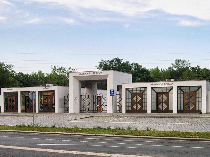 Kubistischer Friedhof Prag - Aussenasicht