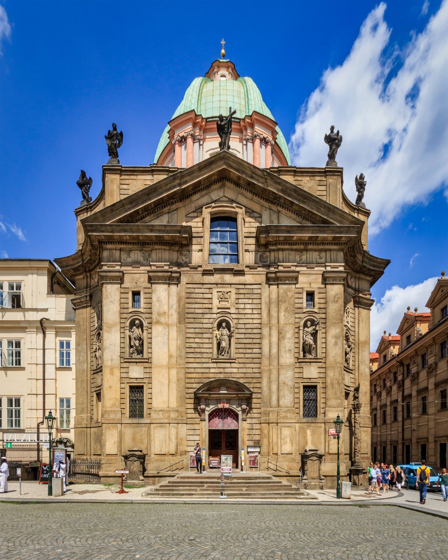 Die Kreuzherrenkirch in Prag Bild der Kreuzherrenkirche in Prag