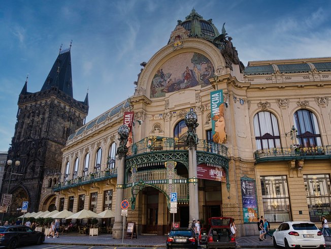 Aufnahme vom Gemeindehaus in Prag
