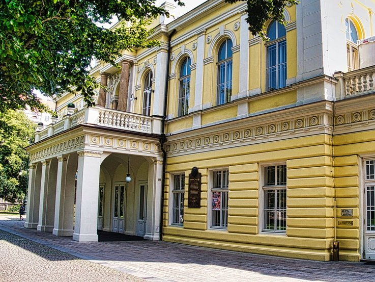 Vorderansicht Sofienpalast