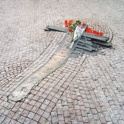 Gedenkkreuz für Jan Palach und Jan Zajíc