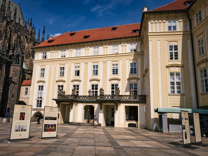 Eingang Alter Königspalast Bild Eingang Alter Königspalast