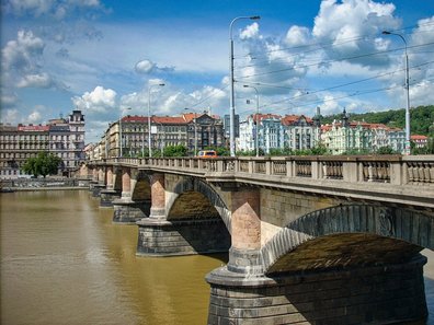 Die Palacký-Brücke