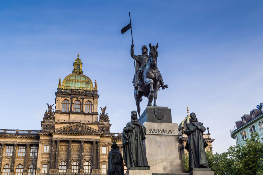 Bild Figurenspiel astrologische Uhr Prag